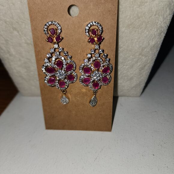 TURKISH DAZZKE ORNATE FAUX STONE EARRINGS - Picture 1 of 3